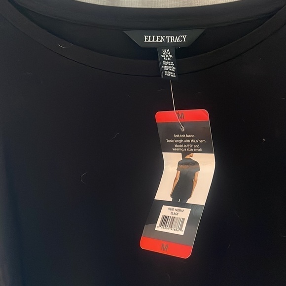 NWT ELLEN TRACY BLACK SCOOP NECK FLOWY TEE - Picture 3 of 5